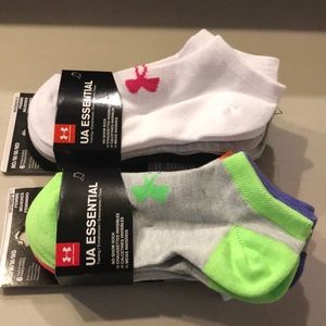 NWT Under Armour women socks 12 pairs SZ MD 7-10.5